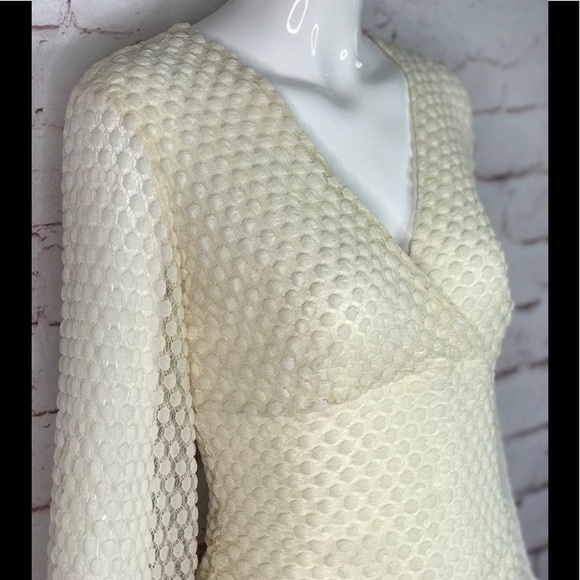 STYLE & CO. PETITE Medium faux wrap cream popcorn top Bell Sleeves NEW WITH TAGS - Picture 7 of 12